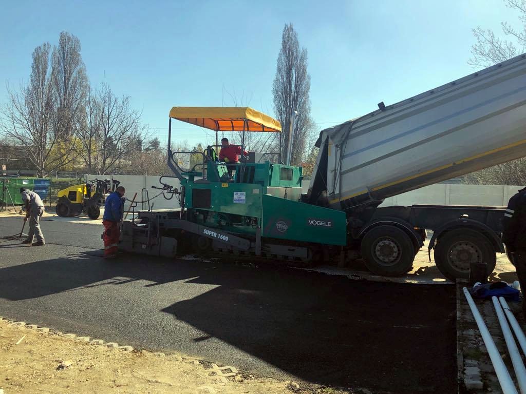 WeNet partnerem raportu Interaktywnie.com. Pobierz e-book o stronach WWW i e-sklepach